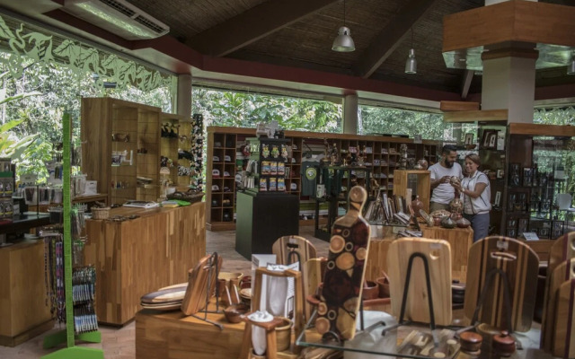 Tapirus Lodge