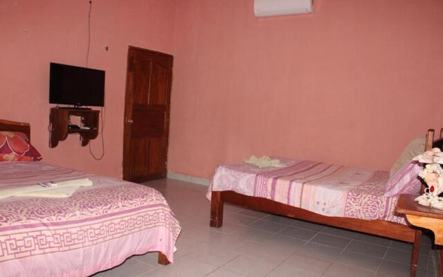 Hotel LOL-HA