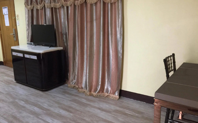 Meaco Royal Hotel - Plaridel