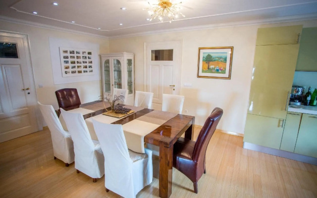 Villa Penkala Apartment