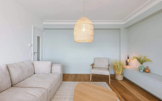 Huswell - Bright Stylish Apartment Near Beach wi