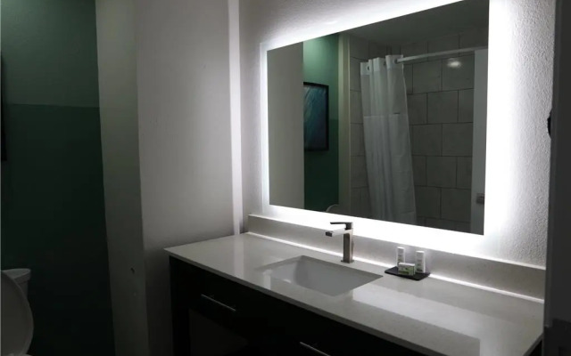 Wingate by Wyndham Kings Bay Naval Base / I-95