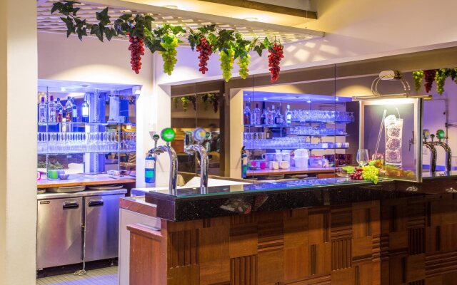 Hotel Grand Pacific