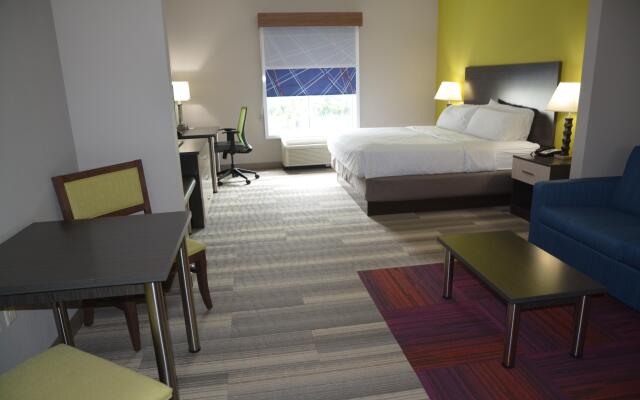 Holiday Inn Express & Suites, Caryville, an IHG Hotel