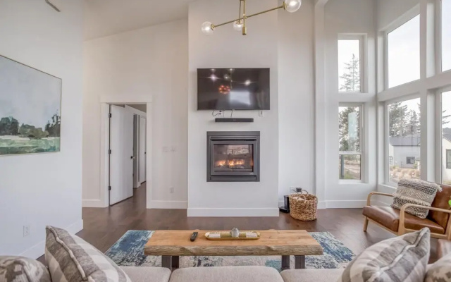 Neskowin South Beach Home