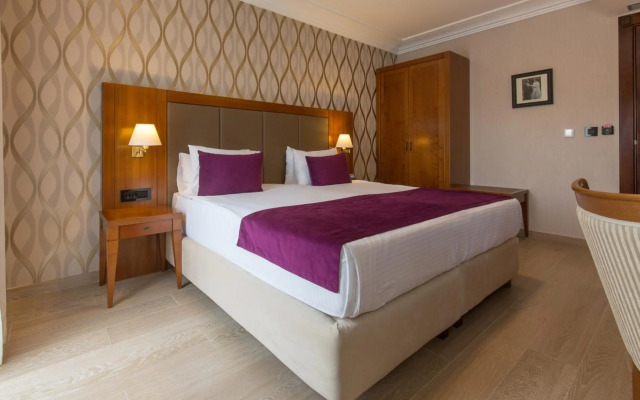 Xenon Hotel & SPA