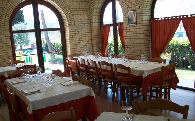 Hotel Ristorante Casa Rossa