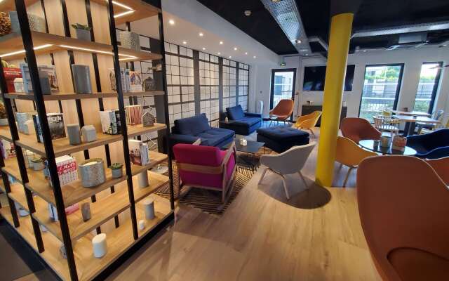 Campanile Fontainebleau