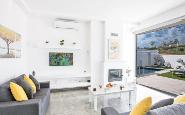 Villa Nikol AQ Ol23