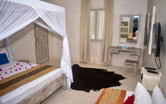 The Villa Luxury Suites Hotel
