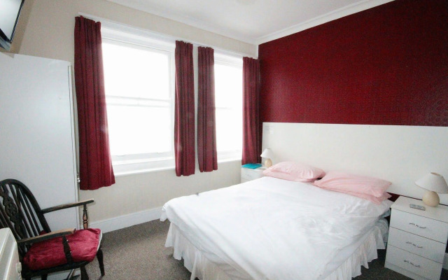 Marine Parade Hotel