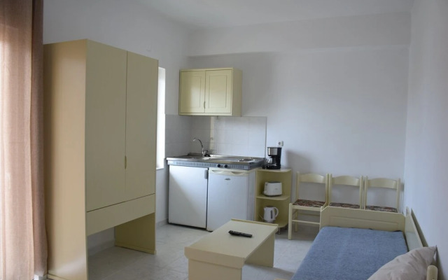 Rhoe Seaside Apartments
