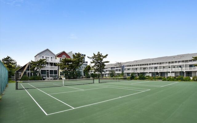 Atlantis III Unit 209 by Long & Foster