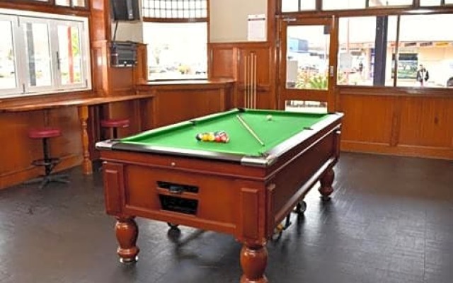 Castlereagh Hotel