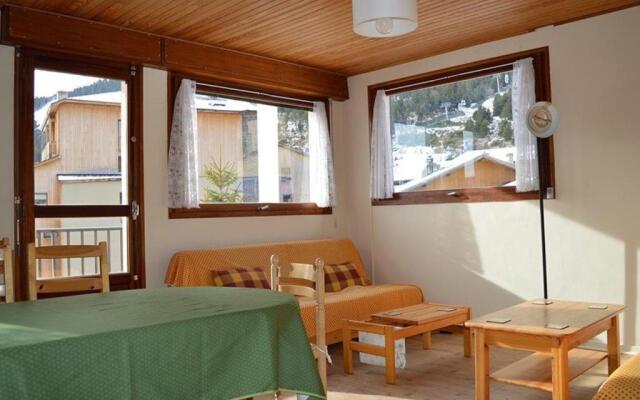 Appartement Les Angles, 4 pièces, 8 personnes - FR-1-593-21