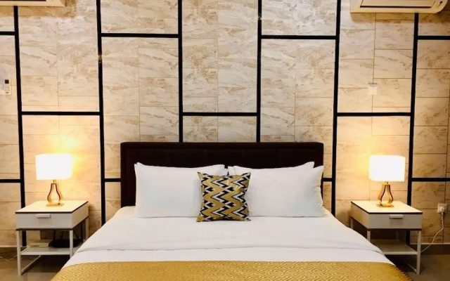 Palazio Mount Austin by Homefort Suites