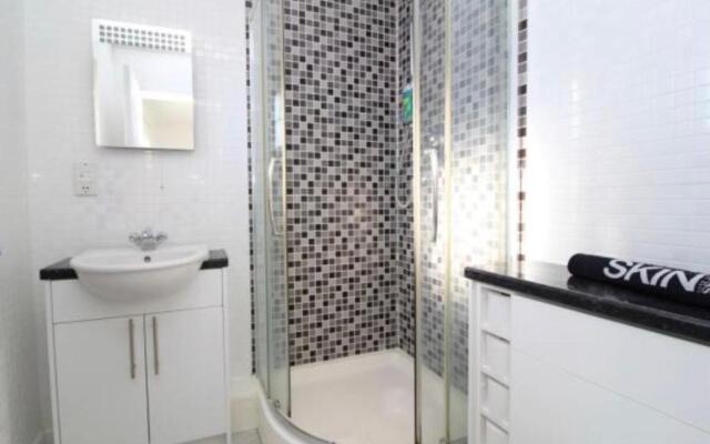 Irvine Harbour Apartment