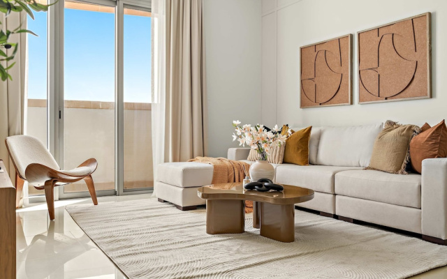 Silkhaus Exclusive 1BR Stay at Julphar Tower