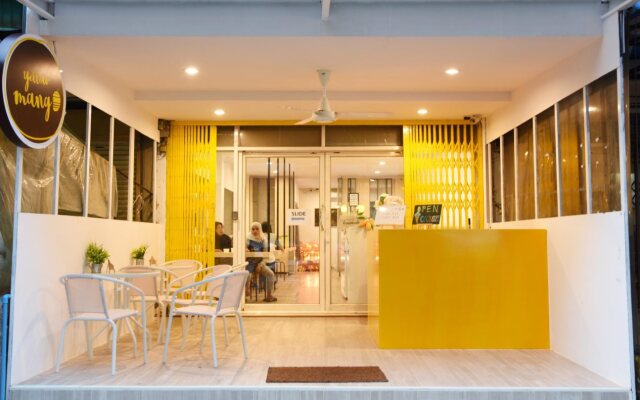 Yellow Mango Hostel