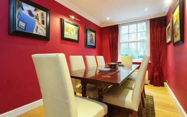 Veeve - Sloane Square Comfort
