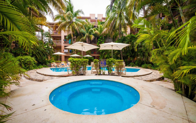 Отель Tukan Hotel Playa del Carmen