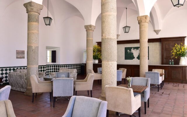 Pousada Convento de Evora - Historic Hotel