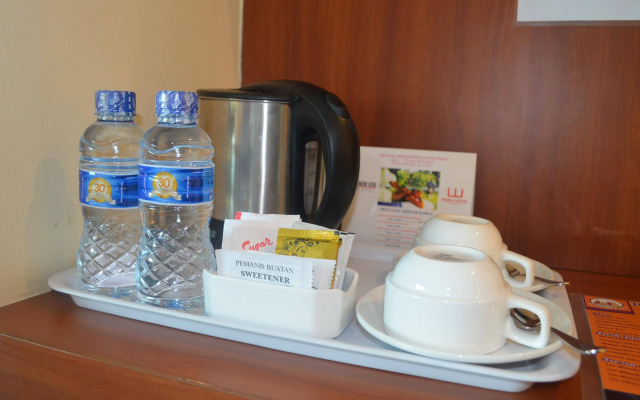 World Hotel