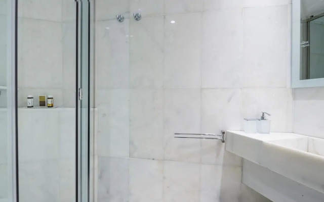 Fos DownTown Suites