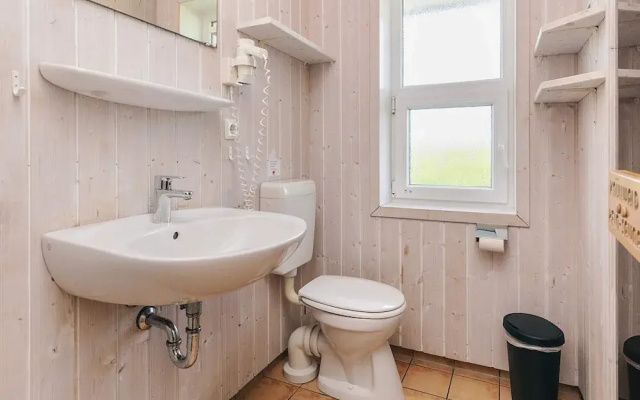 4 Star Holiday Home in Friedrichkoog