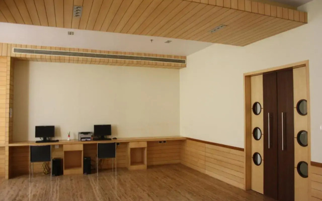 Royal Orchid Central Kireeti-HAMPI Hospet