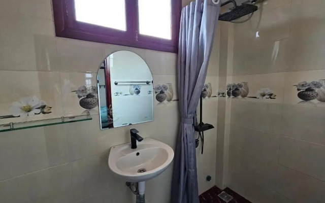 H&H Diamond Nail Guesthouse