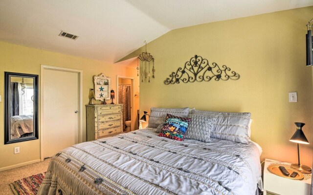 Refreshing Galveston Condo w/ 2 Balconies!