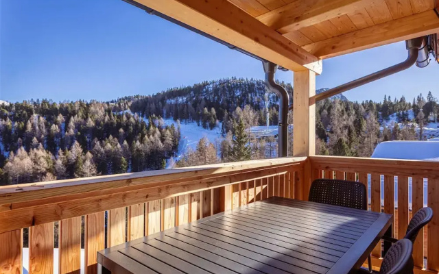 Holiday Apartment Near ski Slope