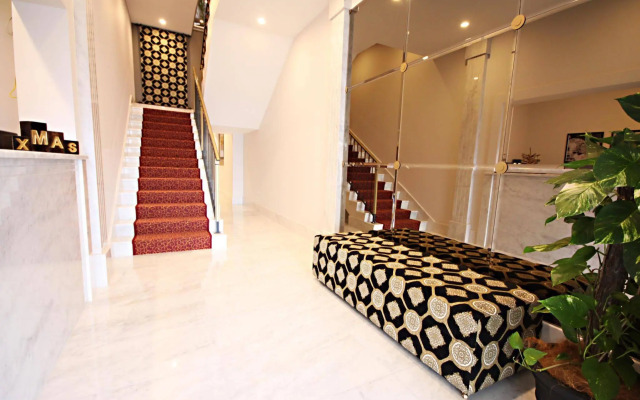 The Abbott Boutique Hotel