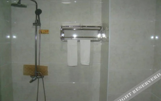 Yunlong Hotel