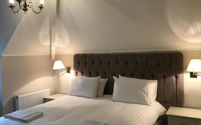 StLawrence Hotel