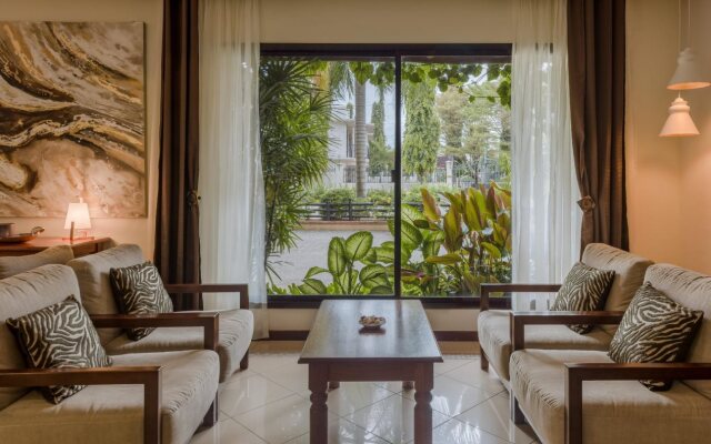 Sea Cliff Court Hotel & Luxury Apartments