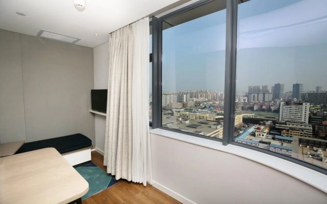 Holiday Inn Express Chengdu North Railway Station by IHG