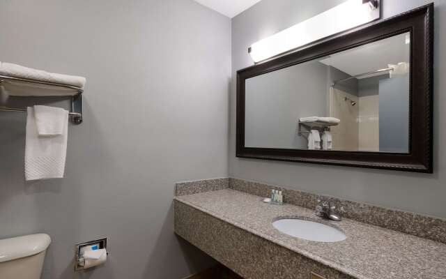 Quality Inn & Suites Oklahoma City North
