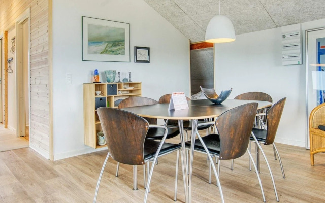 6 Person Holiday Home in Lokken-by Traum