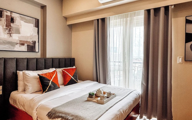 Luxe City Studio Hideaway