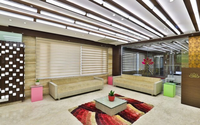 Capital O 23214 Hotel The Lotus Park