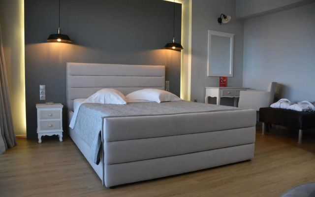 Scorpios Hotel