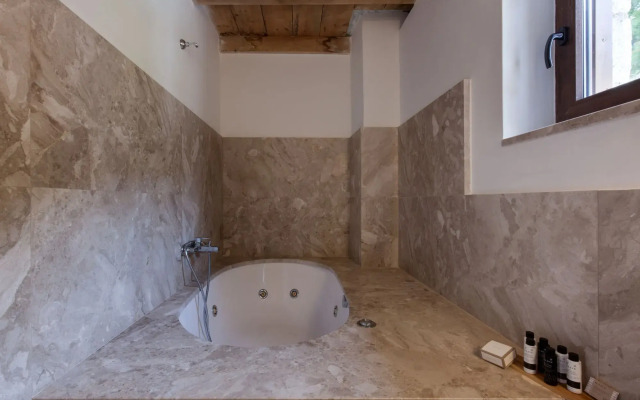 Aegila Boutique Hotel