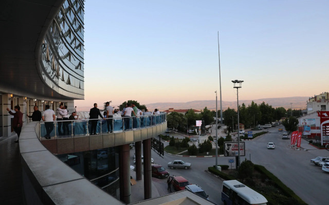 Grand Merpond Otel