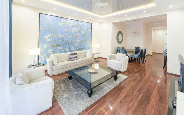 Oasis Apartments - Liberty Bridge