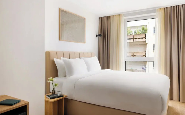 Yvette Hotel Porte de Versailles, Sonder by Marriott Bonvoy