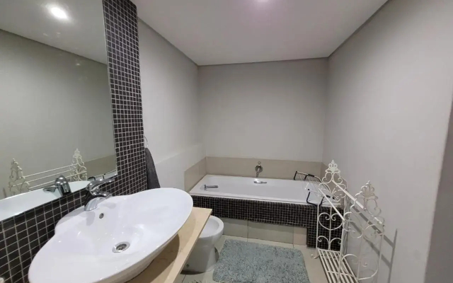 Accommodation Front - Exquisite 6 Sleeper Apartment with Ocean Views