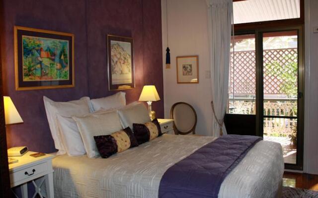 布里斯班纳拉可帕馆住宿加早餐旅馆(Naracoopa Bed & Breakfast & Pavilion Brisbane)
