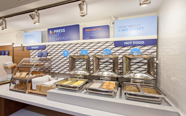 Holiday Inn Express Mira Mesa-San Diego by IHG